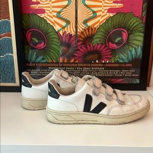 Veja V-Lock Sneakers-Sz 8